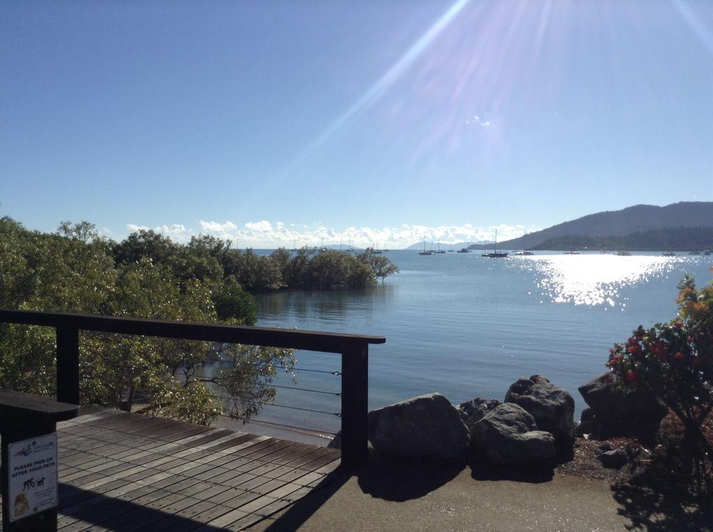 Studio Apartment With Seaview Airlie Beach Exterior foto