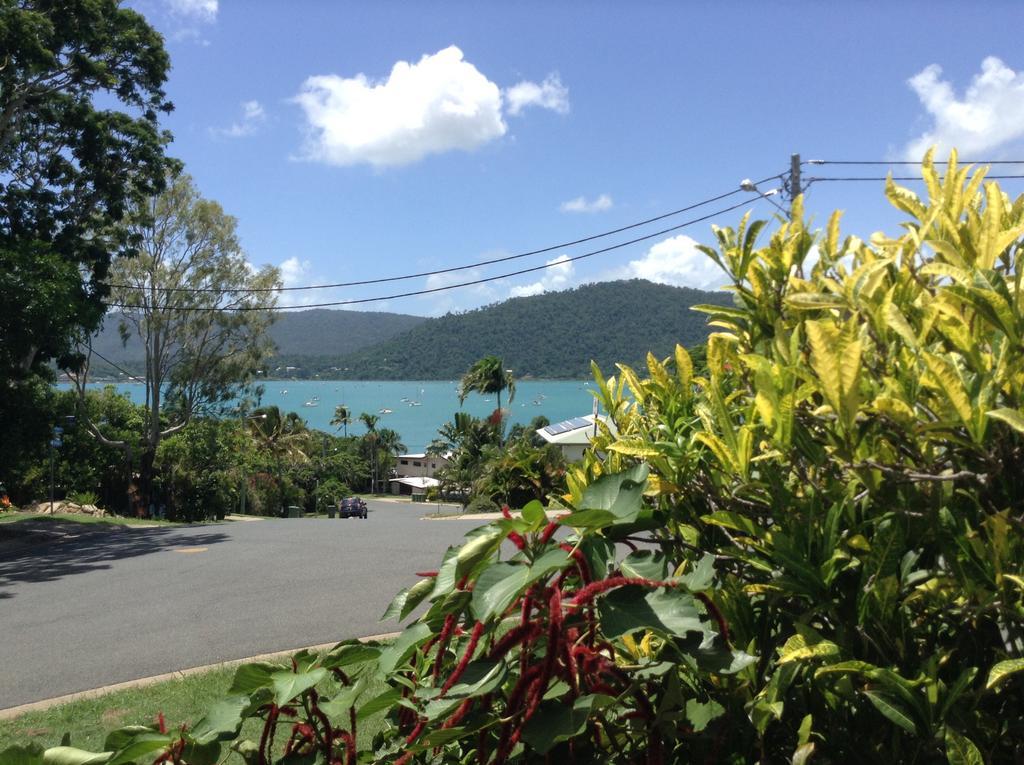 Studio Apartment With Seaview Airlie Beach Exterior foto