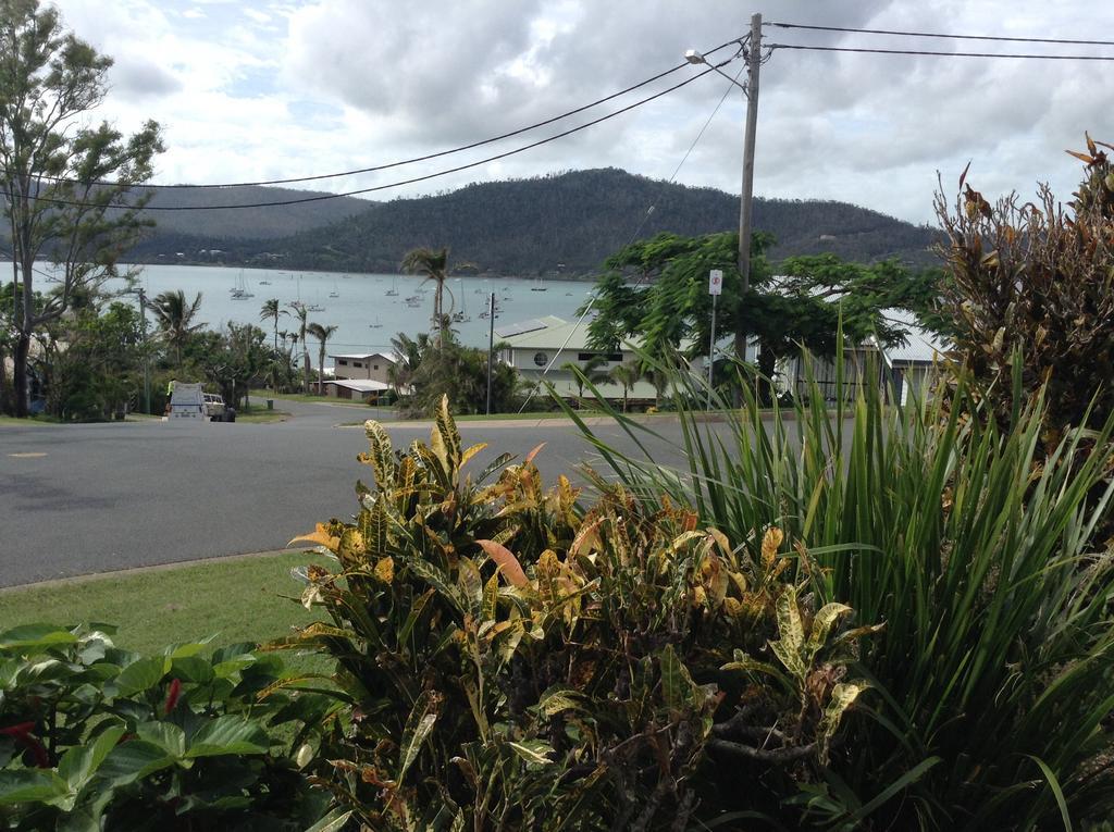 Studio Apartment With Seaview Airlie Beach Exterior foto